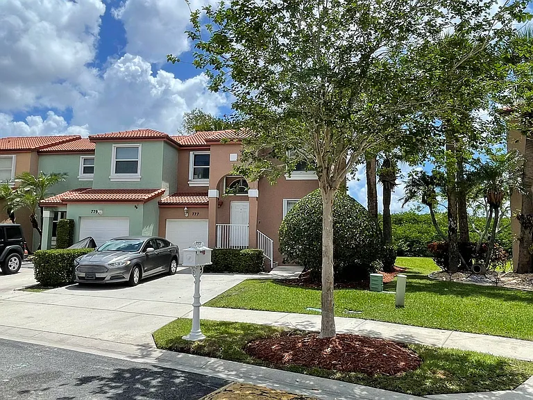 777 NW 151st Ave — Photo 36