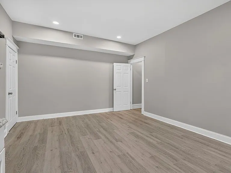3223 Minnesota Ave #1F — Photo 25