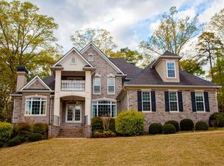 121 Deerhollow Rd, Bogart, GA 30622