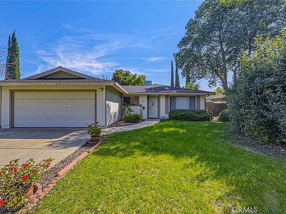 4th image of 3440 La Jolla Way