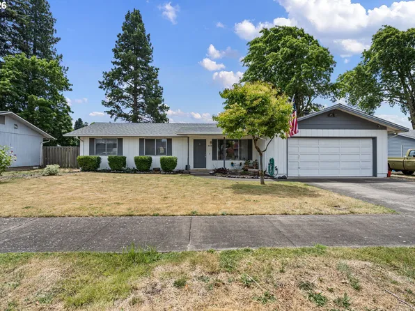 92726 Pebble Beach Ln, Junction City, OR 97448