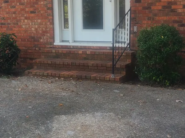 107 E Aspen Ln, Russellville, AR 72802