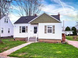 94 N 5th St, Rittman, OH