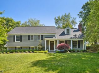 198 Shunpike Rd, Madison, NJ 07940