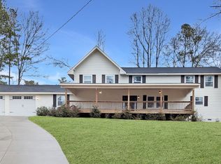381 Brookwood Dr W, Dawsonville, GA 30534