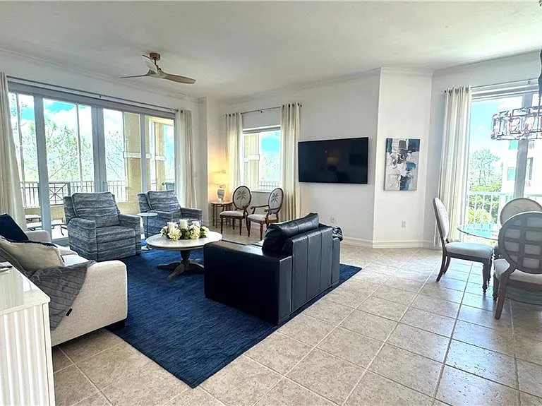 2738 Tiburon Blvd E #B405 — Photo 6