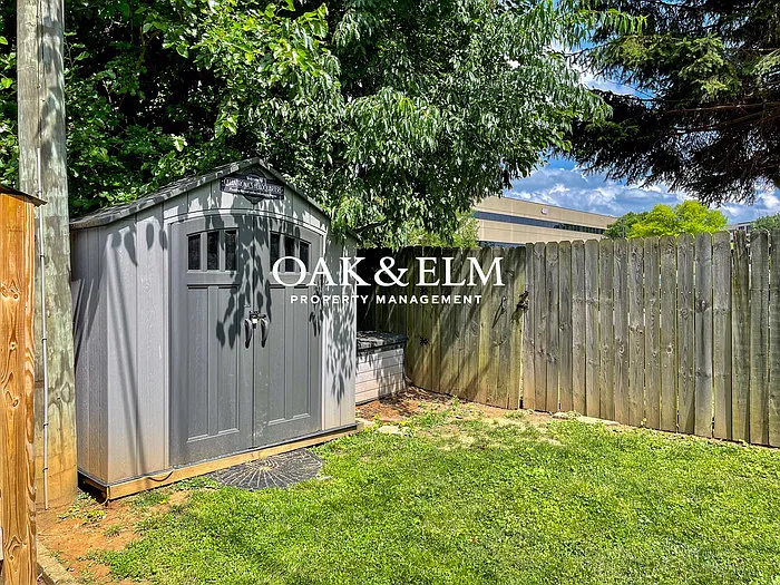 4008 Brownlee Rd — Photo 38