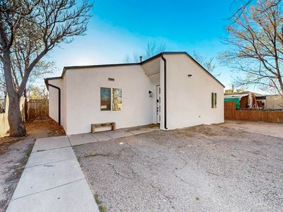 125 Sunset Pl SW, Albuquerque, NM, 87105