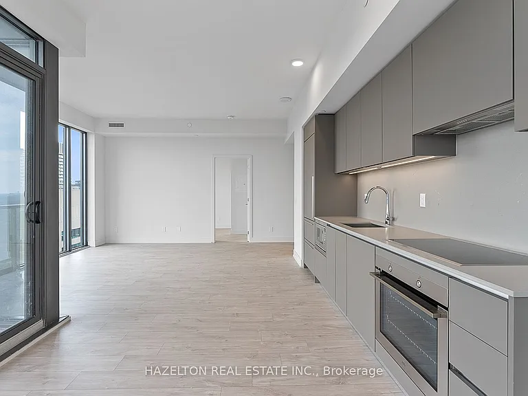 8 Cumberland St #4307 — Photo 15