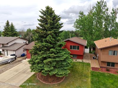 583 13th St E, Dickinson, ND, 58601