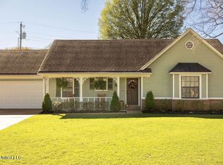 9811 Cherokee Dr, Olive Branch, MS 38654