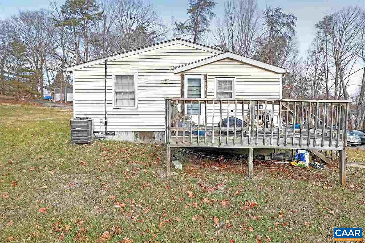 2793 Little Porters Ln photo 1
