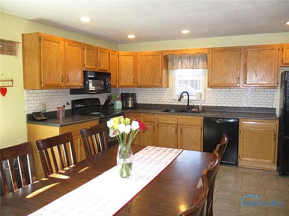 5th image of 8213 County Road U