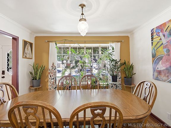 4th image of 4631 S Maplewood Ave
