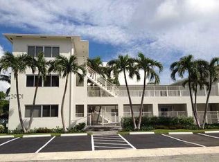 520 N Birch Rd, Fort Lauderdale, FL 33304