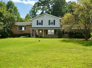 50 Carolee Ln, Bangor, PA 18013
