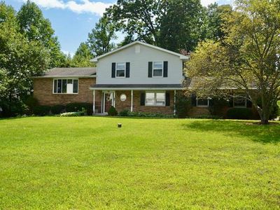50 Carolee Ln, Bangor, PA, 18013