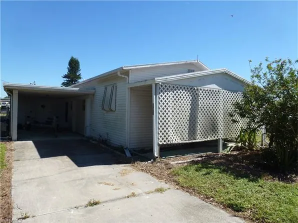 4929 Curlew Dr, Saint James City, FL 33956