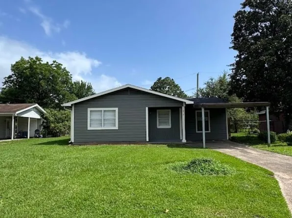 1819 Lincoln Dr, Orange, TX 77630