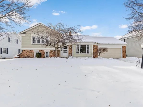 1936 Lockmere Dr SE, Kentwood, MI 49508