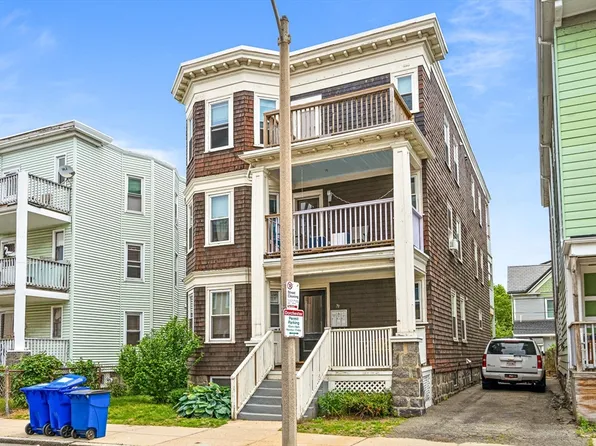 79 Saxton St, Dorchester, MA 02125