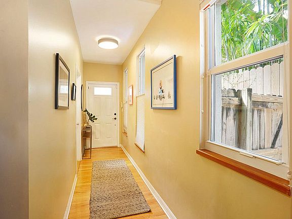 4th image of 3121 Paola Dr #16