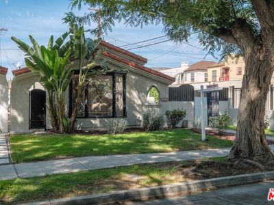4215 S Norton Ave, Los Angeles, CA, 90008