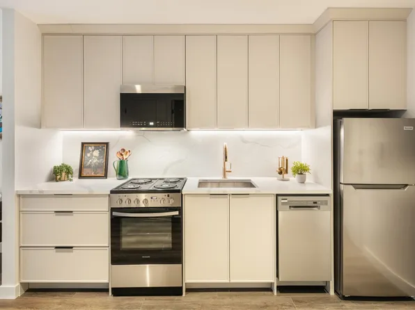 788 Willoughby Avenue 614 image 3 of 18