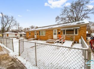 404 N Farnsworth Ave, Aurora, IL 60505