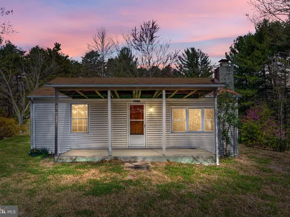 1525 Boyer Rd, Fort Valley, VA 22652