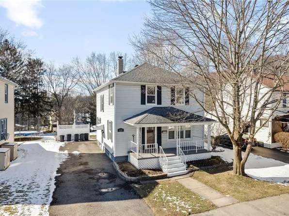 125 Academy St, Johnson City, NY 13790
