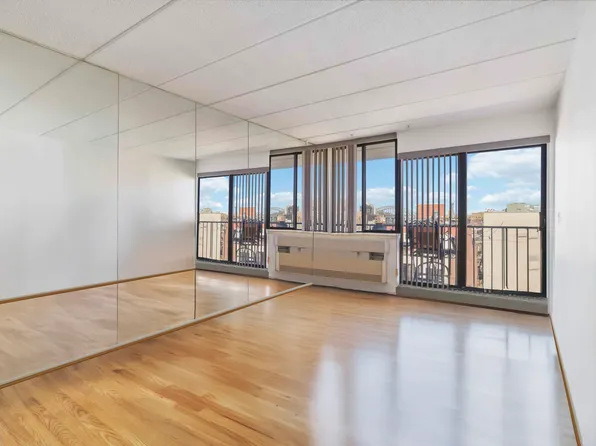 23-22 30th Road image 11 of 37