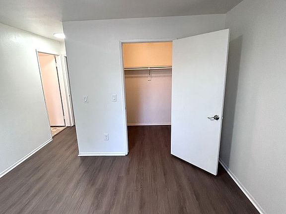 5th image of 2611 Virginia Rd APT 11