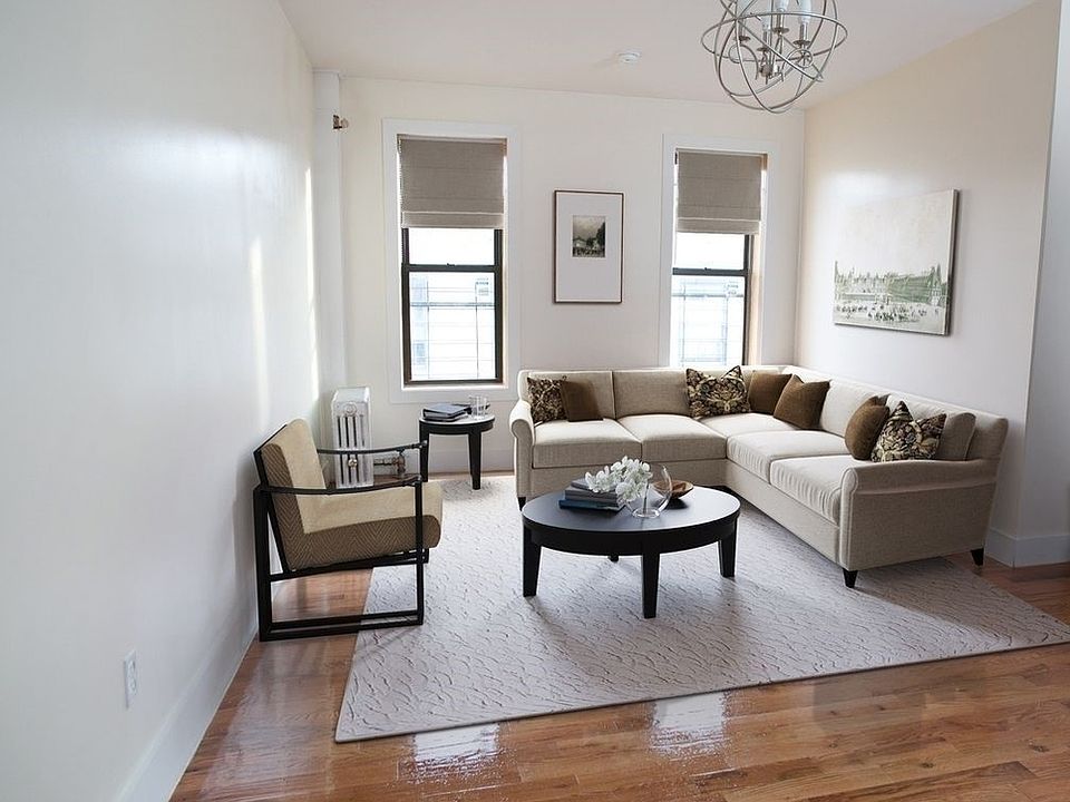 1st image of 72 Clarkson Ave #4EE