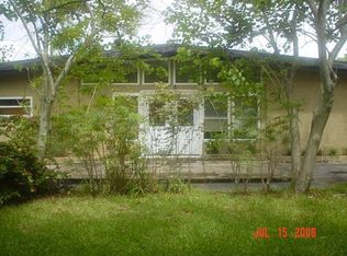 93 Patricia Ave, Dunedin, FL 34698