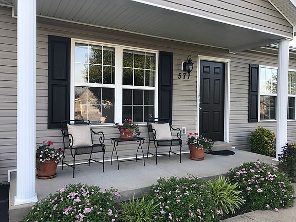 3rd image of 571 Meridian Dr