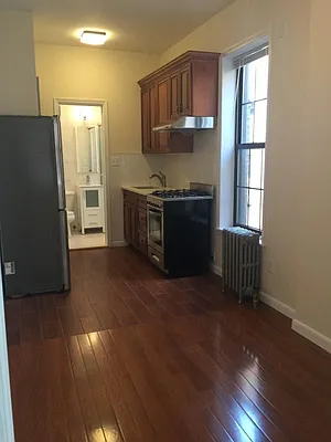 Rented by Eight Horse Realty | media 8