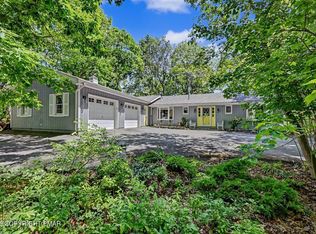 129 Wagoner Ln, Hawley, PA 18428