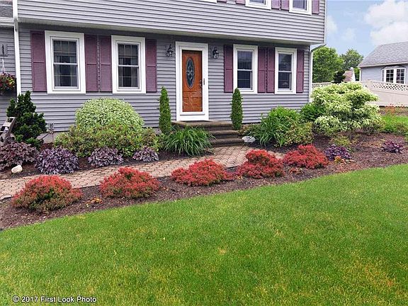 4th image of 11 Deerfield Dr