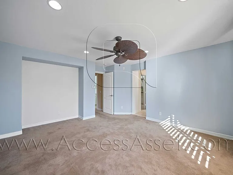28929 Frankfort Ln — Photo 22