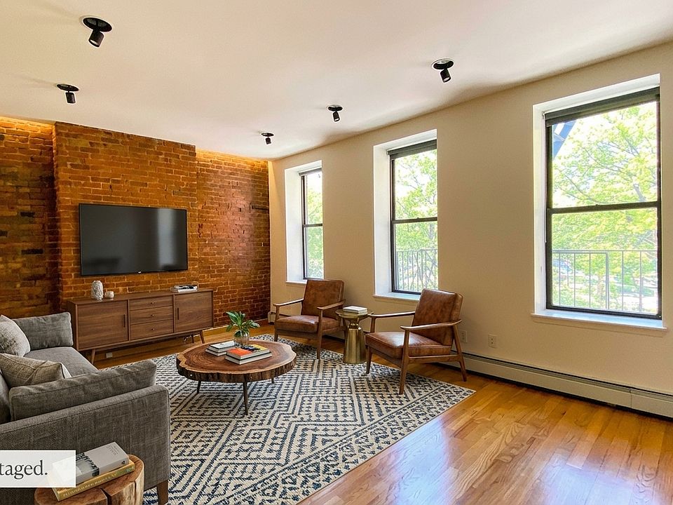 1st image of 1744 2nd Ave APT 3F