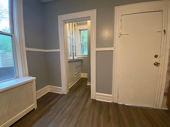4th image of 81 N Maple Ave APT 1