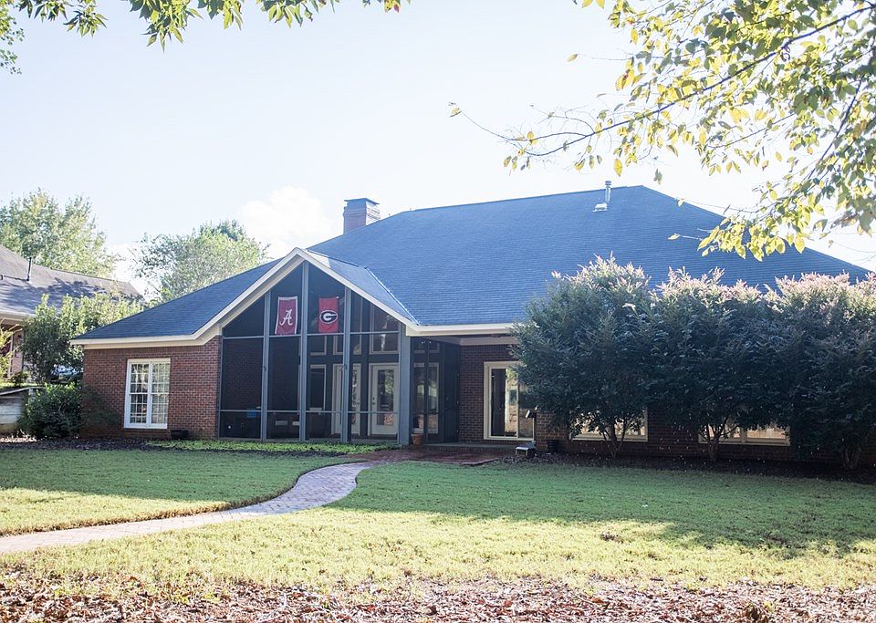 2nd image of 4850 Turnberry Ln