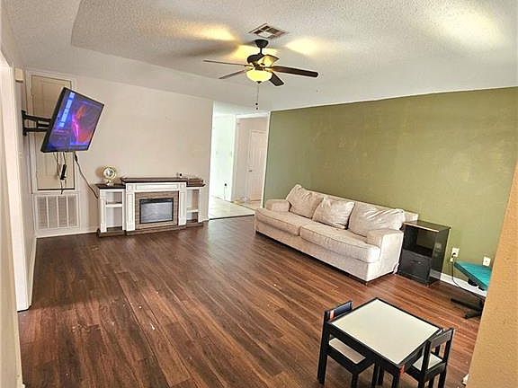 3rd image of 2724 Marisha Ct