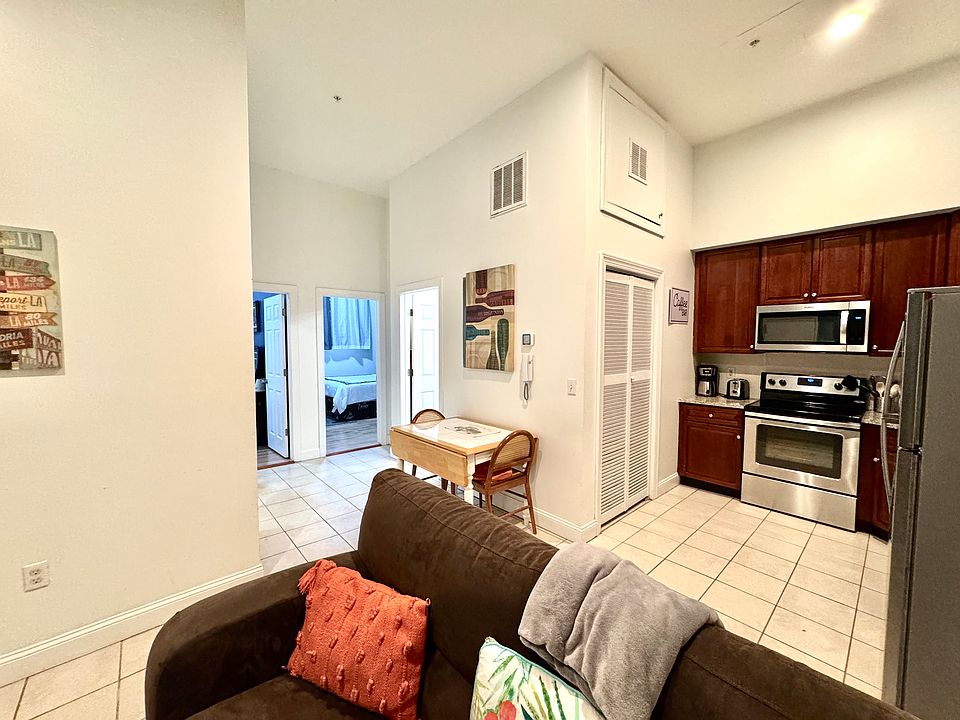 1st image of 439 N 13th St APT 1C