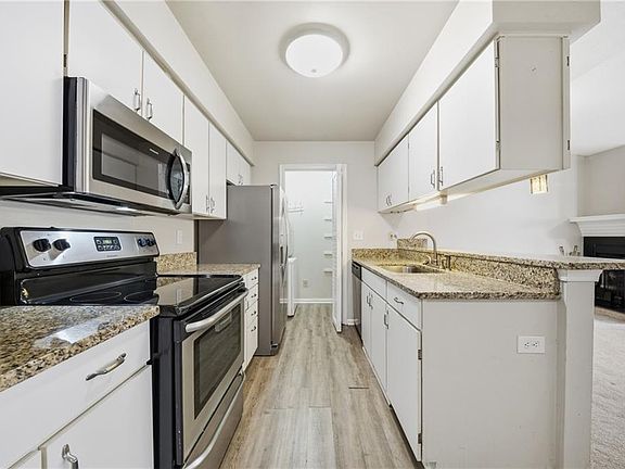 3rd image of 720 Inlet Quay APT H