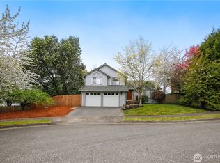 565 Newport Ave NE, Renton, WA 98056