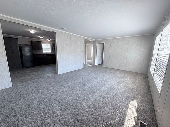 2nd image of 5826 N Belleview Ave