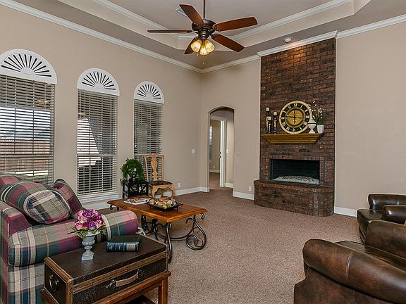 4th image of 8620 Cortona Dr