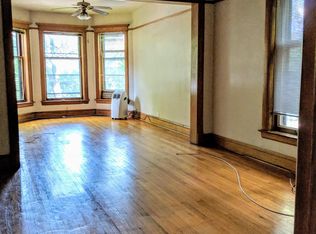 3037 W Logan Blvd APT 1, Chicago, IL 60647